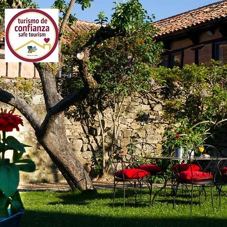 Hotel Posada Santa Maria La Real Агилар-де-Кампоо Экстерьер фото