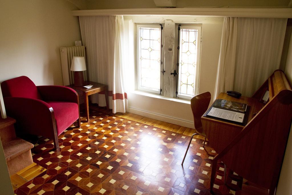 Hotel Posada Santa Maria La Real Агилар-де-Кампоо Экстерьер фото
