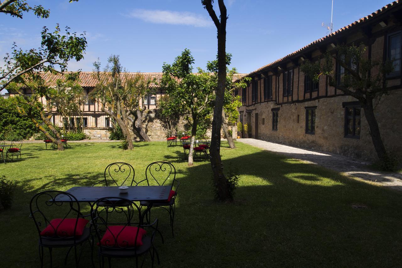 Hotel Posada Santa Maria La Real Агилар-де-Кампоо Экстерьер фото
