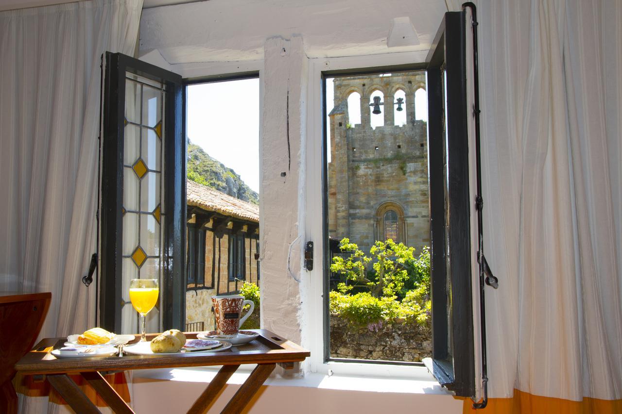 Hotel Posada Santa Maria La Real Агилар-де-Кампоо Экстерьер фото