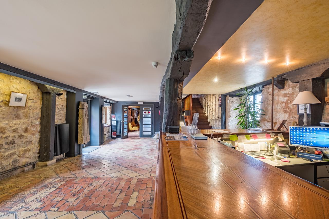 Hotel Posada Santa Maria La Real Агилар-де-Кампоо Экстерьер фото