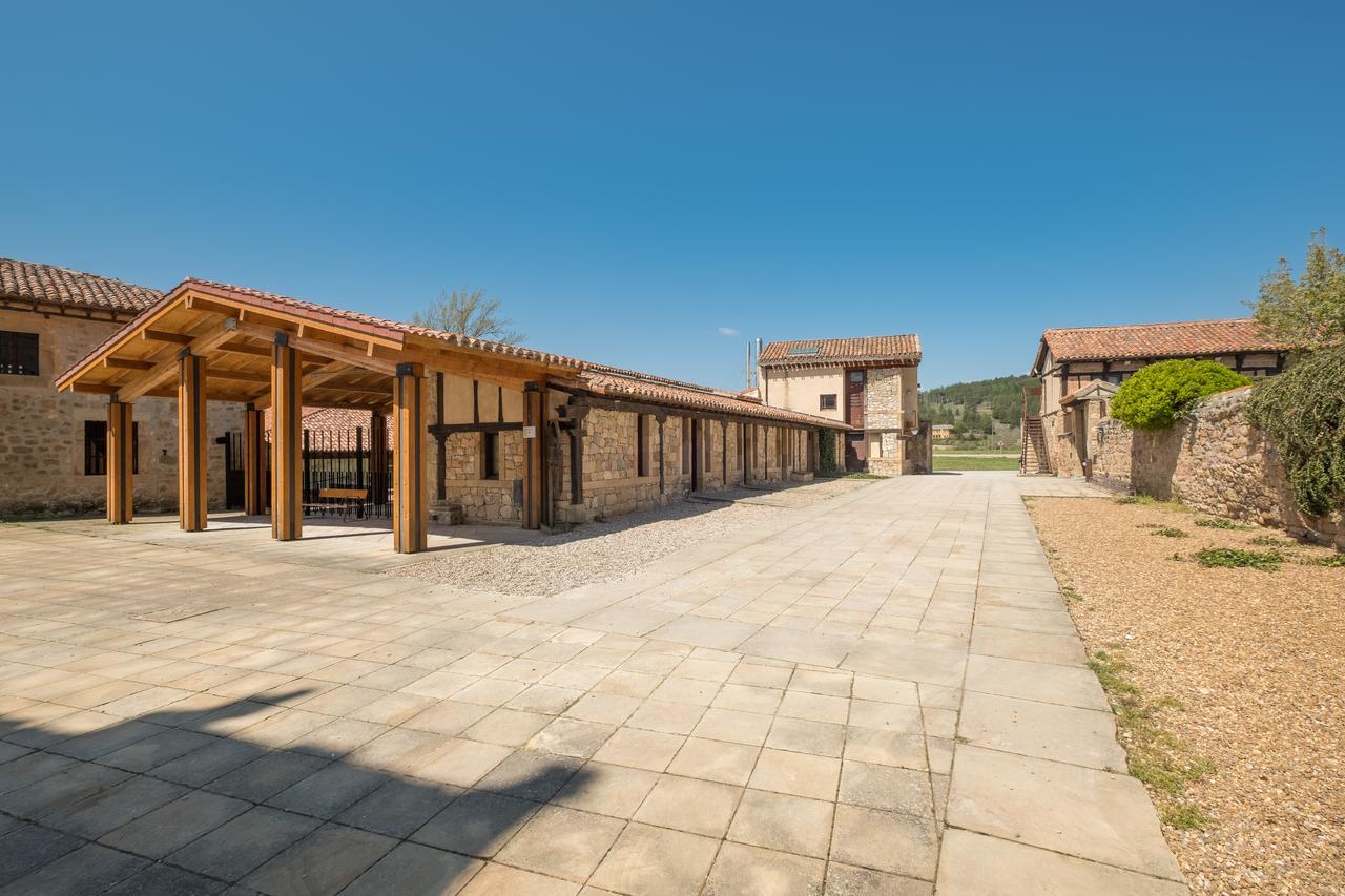 Hotel Posada Santa Maria La Real Агилар-де-Кампоо Экстерьер фото